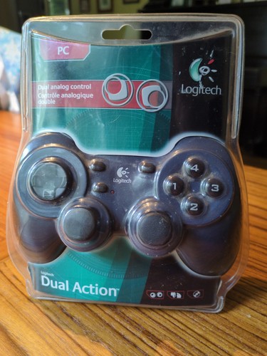 Logitech dual action - logitech,